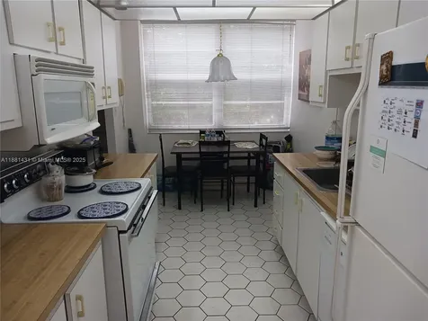 1300 St Charles Place Pembroke Pines FL 33026