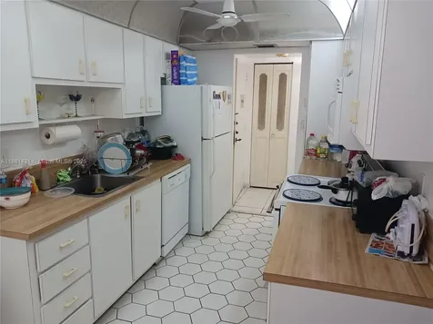 1300 St Charles Place Pembroke Pines FL 33026