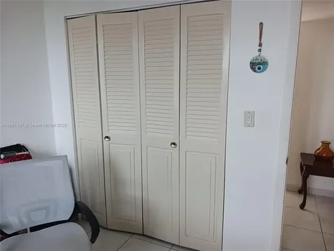 1300 St Charles Place Pembroke Pines FL 33026
