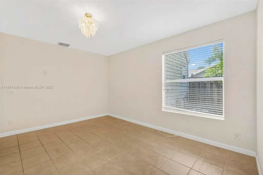 5119 Oak Hill Road Delray Beach FL 33484