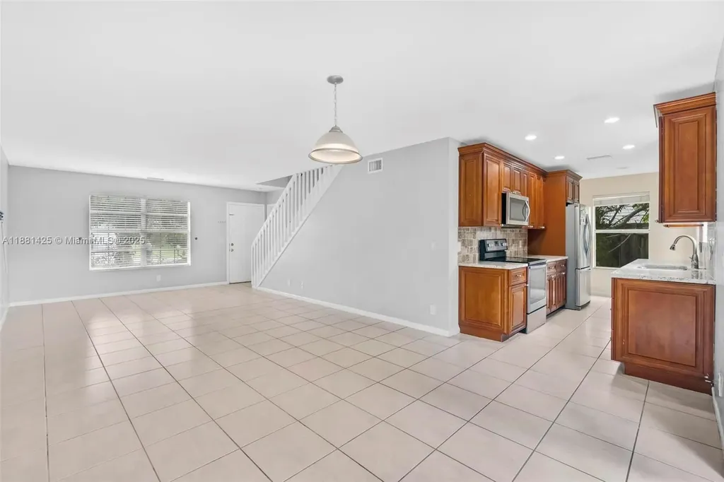 5119 Oak Hill Road Delray Beach FL 33484