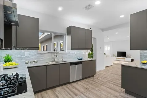 1155 Tyler Street Hollywood FL 33019