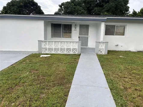13041 NW 17th Court Miami FL 33167
