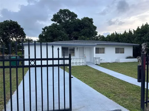 13041 NW 17th Court Miami FL 33167