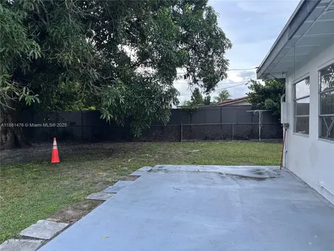 13041 NW 17th Court Miami FL 33167