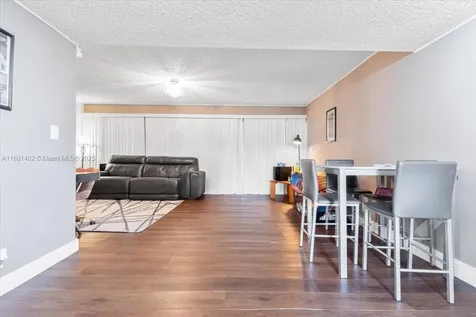 8105 Lagos De Campo Boulevard Tamarac FL 33321