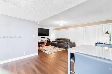 8105 Lagos De Campo Boulevard Tamarac FL 33321