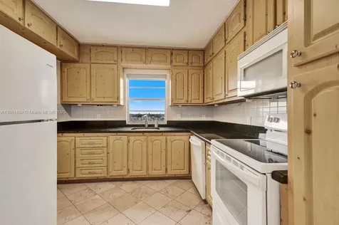 2025 NE 164th Street North Miami Beach FL 33162