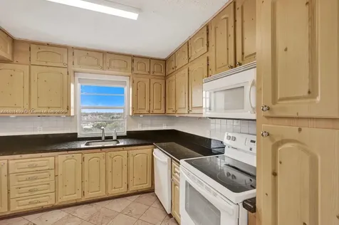 2025 NE 164th Street North Miami Beach FL 33162