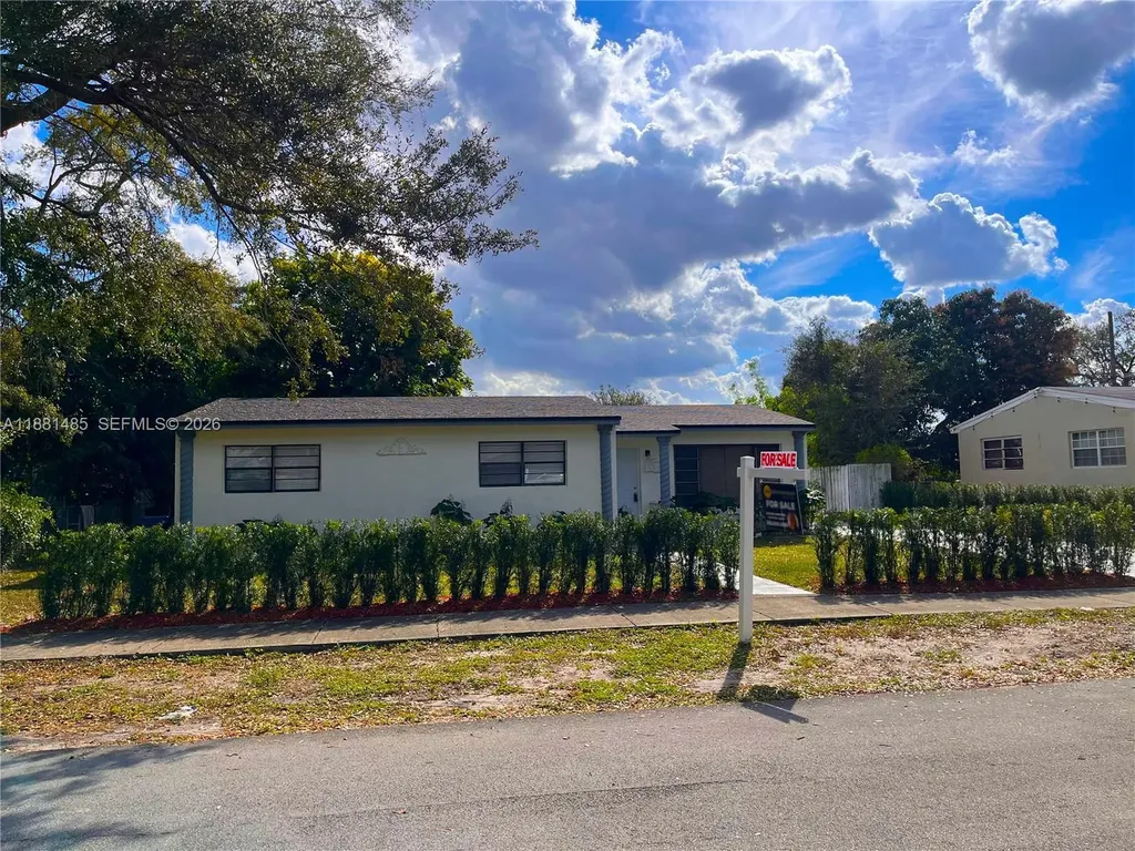 2960 NW 165th Street Miami Gardens FL 33054