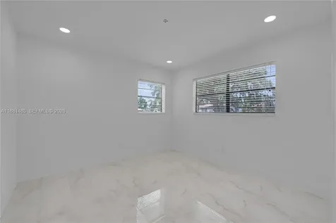 2960 NW 165th Street Miami Gardens FL 33054