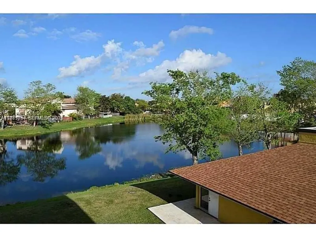 15480 SW 82nd Lane Miami FL 33193