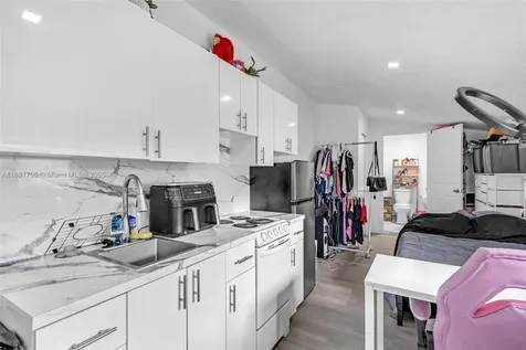 3380 NW 8th Place Lauderhill FL 33311