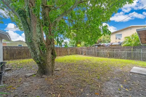 3380 NW 8th Place Lauderhill FL 33311