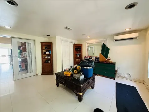 3171 NW 133rd Street Opa-Locka FL 33054