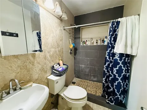 3171 NW 133rd Street Opa-Locka FL 33054