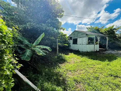 3171 NW 133rd Street Opa-Locka FL 33054