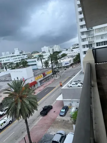 1621 Collins Avenue Miami Beach FL 33139