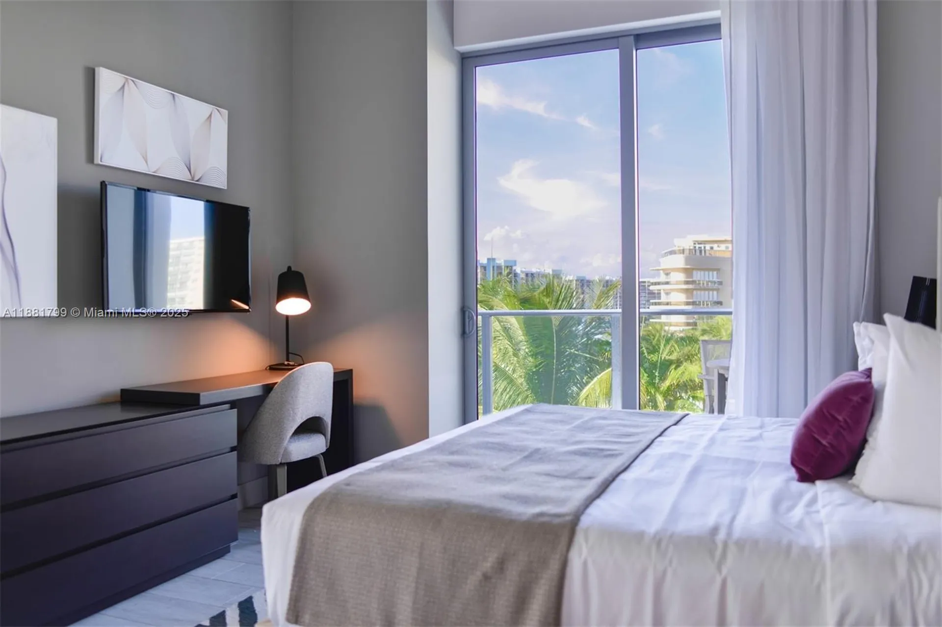 4010 S Ocean Drive Hollywood FL 33019
