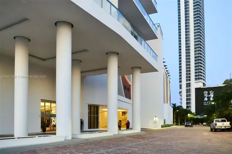 4010 S Ocean Drive Hollywood FL 33019