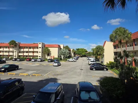 2831 E Sunrise Lakes Drive Sunrise FL 33322