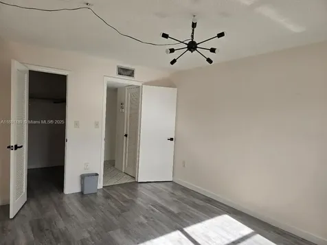 2831 E Sunrise Lakes Drive Sunrise FL 33322