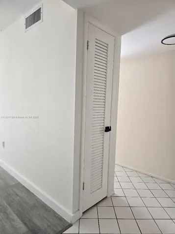 2831 E Sunrise Lakes Drive Sunrise FL 33322