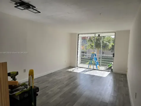 2831 E Sunrise Lakes Drive Sunrise FL 33322