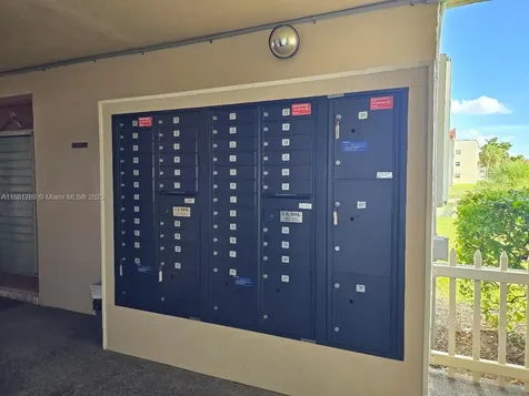 2831 E Sunrise Lakes Drive Sunrise FL 33322
