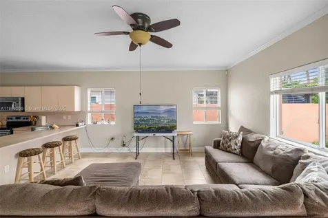 8883 NW 174th Terrace Hialeah FL 33018