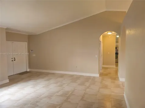 8883 NW 174th Terrace Hialeah FL 33018