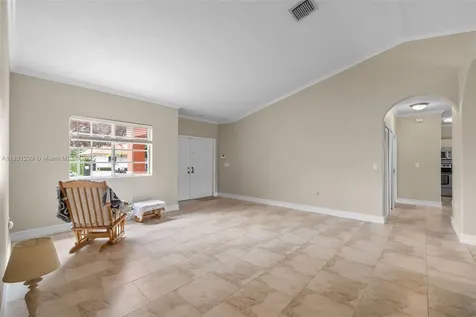 8883 NW 174th Terrace Hialeah FL 33018
