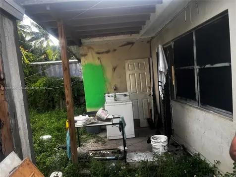 1132 NW 118th Street Miami FL 33168