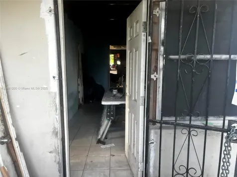 1132 NW 118th Street Miami FL 33168