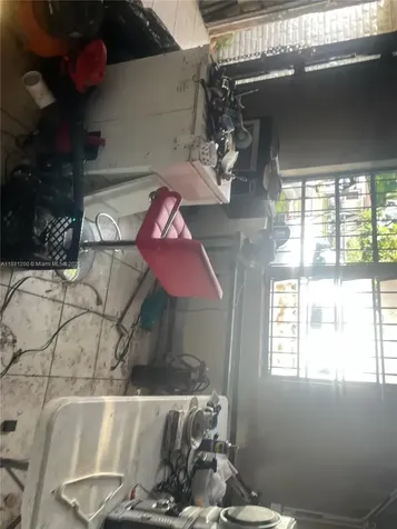1132 NW 118th Street Miami FL 33168