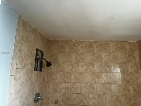 1132 NW 118th Street Miami FL 33168