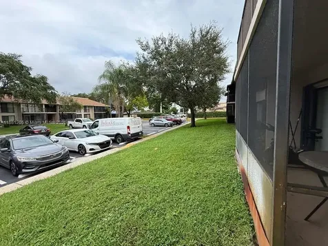 5915 Washington Street Hollywood FL 33023