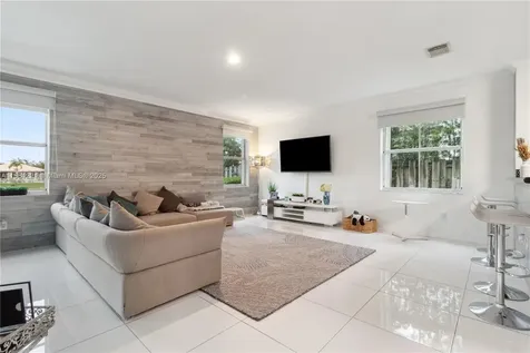 11257 NW 78th Street Doral FL 33178