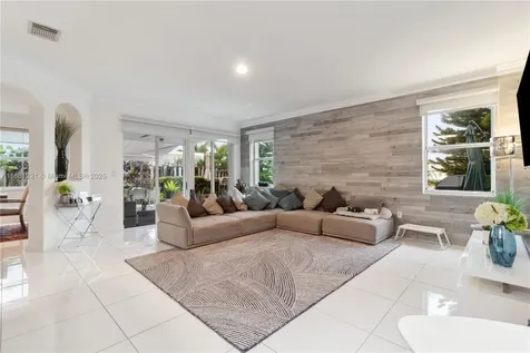 11257 NW 78th Street Doral FL 33178
