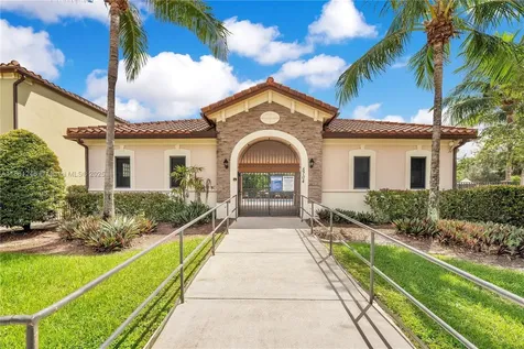 5904 NW 46th Lane Tamarac FL 33319