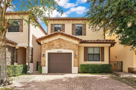 5904 NW 46th Lane Tamarac FL 33319