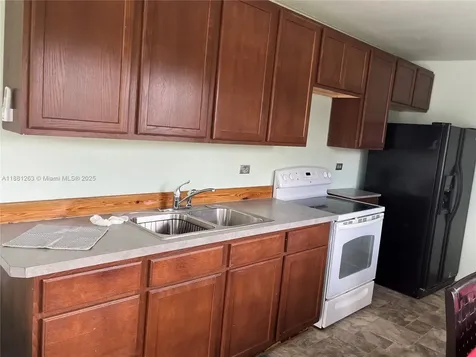 105 Farrer Road Frostproof FL 33843