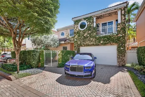 3710 NE 208th Terrace Aventura FL 33180