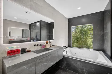 3710 NE 208th Terrace Aventura FL 33180