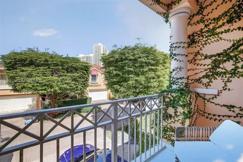 3710 NE 208th Terrace Aventura FL 33180