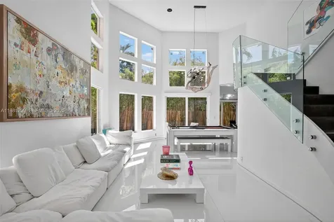 3710 NE 208th Terrace Aventura FL 33180