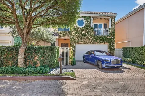 3710 NE 208th Terrace Aventura FL 33180