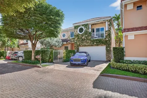 3710 NE 208th Terrace Aventura FL 33180