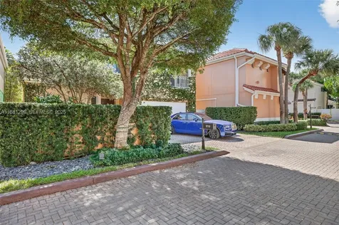 3710 NE 208th Terrace Aventura FL 33180