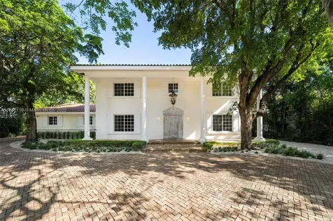 575 Bay Point Road Miami FL 33137
